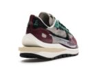 Nike Vaporwaffle sacai Villain Red Neptune Green