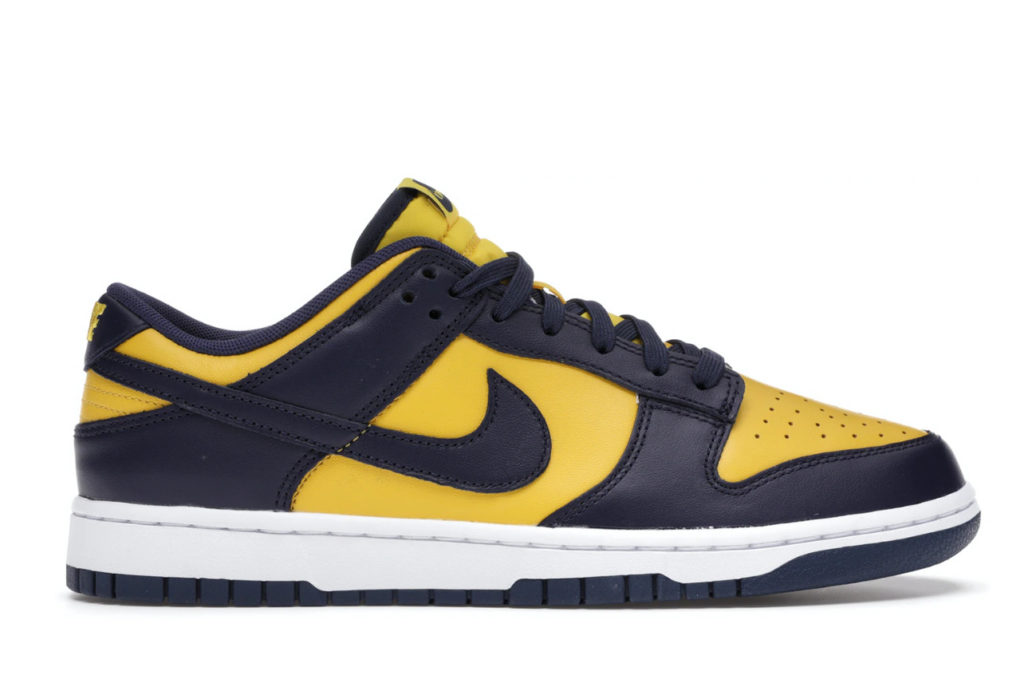 dunk low michigans