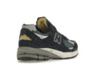 New Balance 2002R Protection Pack Black Grey